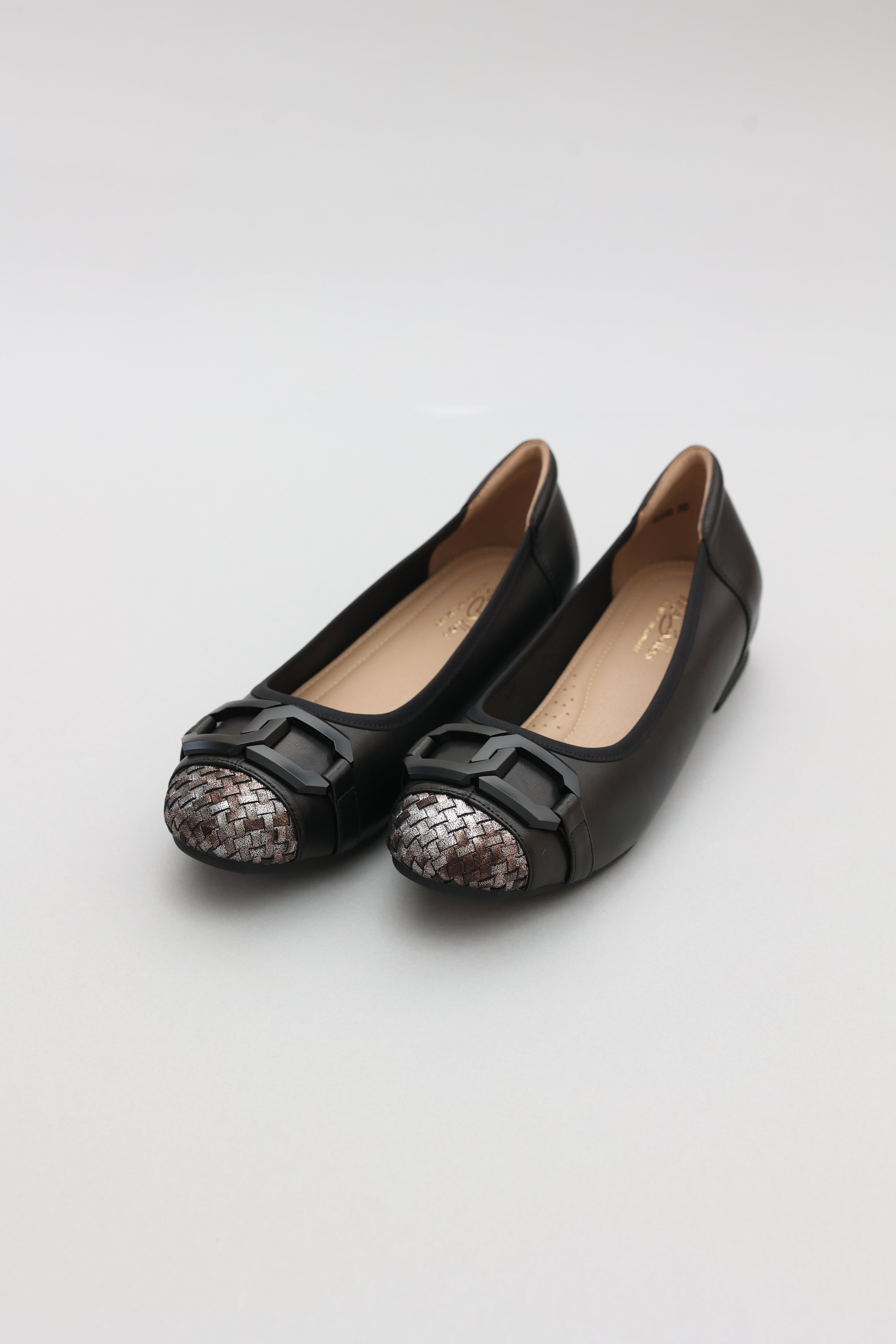 Elena Flats – Miabellos