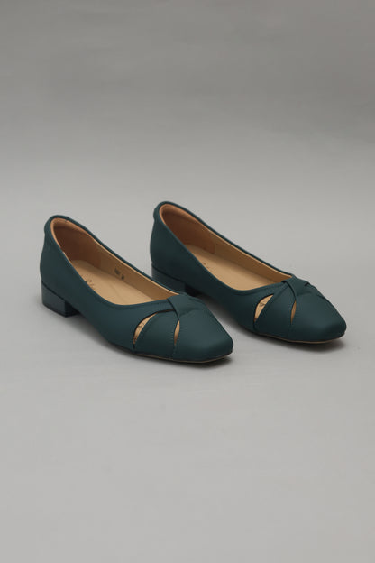 Thea Flats